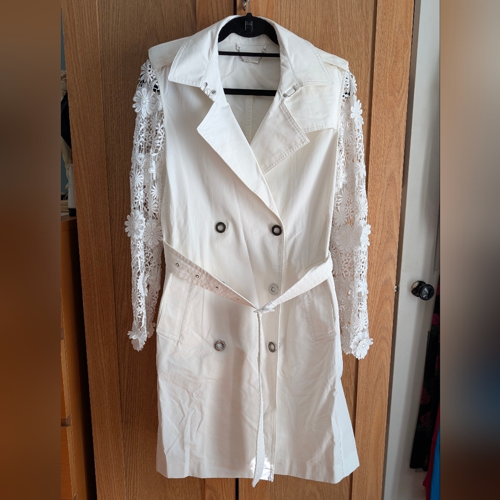 Elie Tahari White Lace Sleeve Trench Coat
